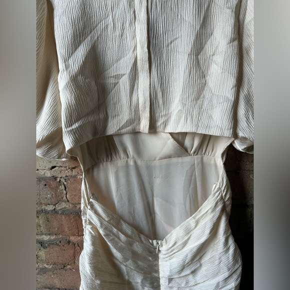 Dress - Picture 3 of 7